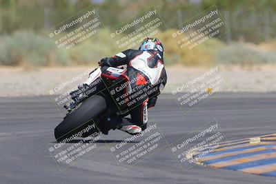 media/Sep-25-2023-Moto Forza (Mon) [[81ffa65e0a]]/B-C Group/Session 4 (Turn 2 Backside)/